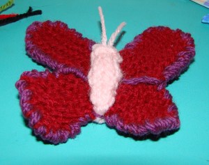 100 flowers to knit & crochet birds butterflies and beautiful beasties poppy butterfly
